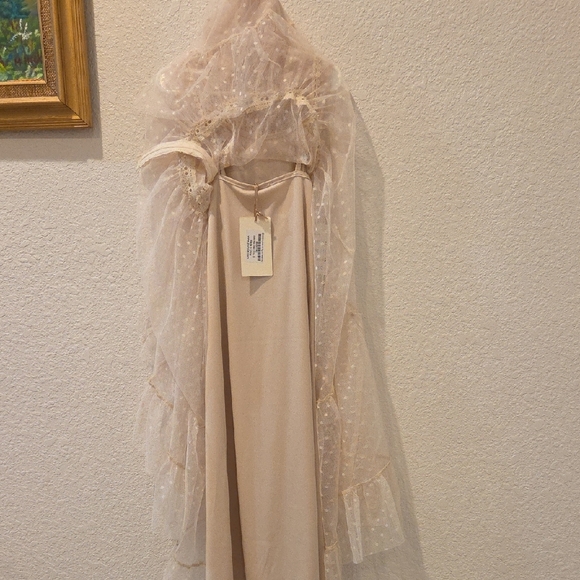 New Joyfolie Gorgeous Formal Kids Cream Lace Maxi Dress. - Picture 9 of 10